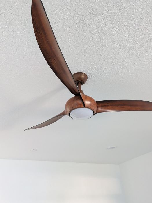 Minka Aire Light Wave Fan